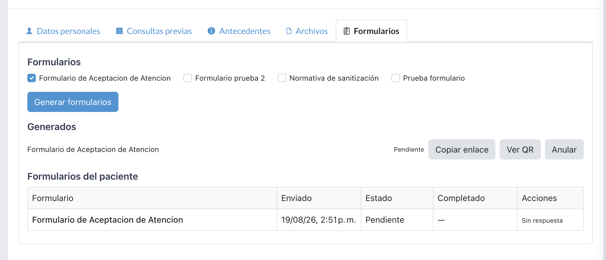 Pestaña Formularios dentro de «Datos del paciente», con la generación de formularios y la tabla «Formularios del paciente»