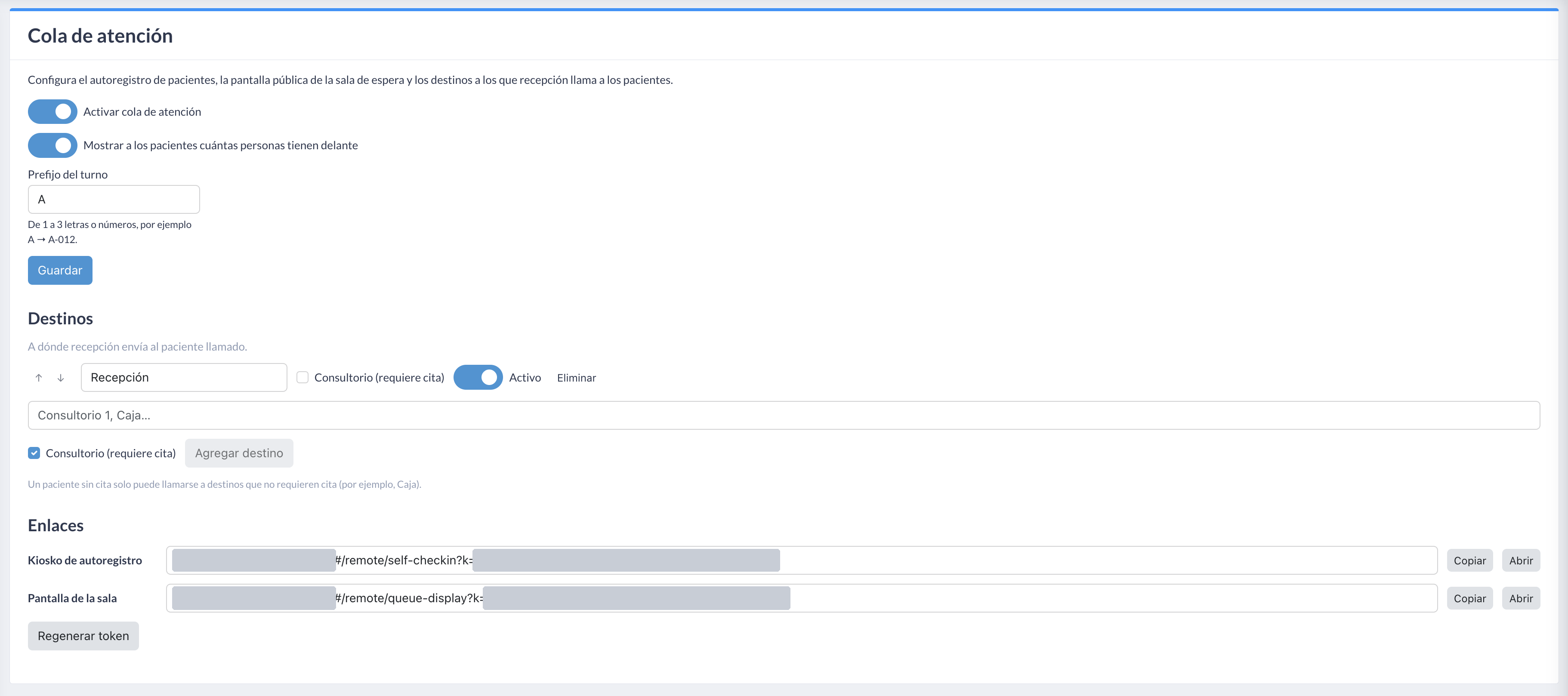 Configuración → «Cola de atención»: interruptores, «Prefijo del turno», «Destinos» y «Enlaces» (el token de los enlaces está oculto).